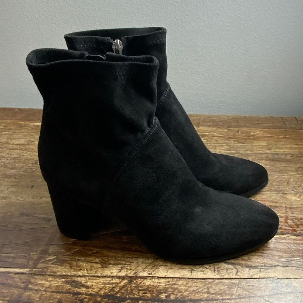 Marc Fisher Black Suede Booties size‎ 6.5